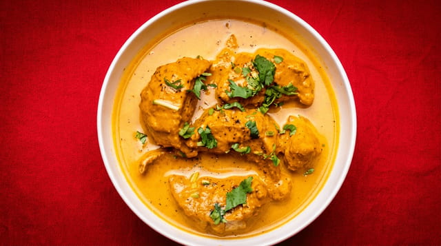 Jhol Momo.